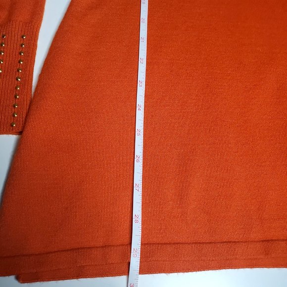Questions ORANGE Long Sleave off shoulder sweater with gold dot detail Size L - Picture 9 of 12